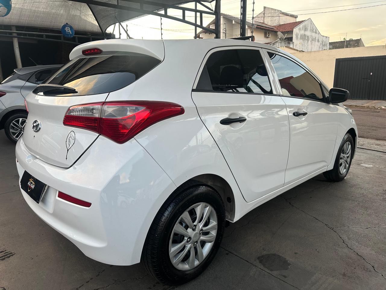 HYUNDAI HB20 Comfort 1.0 12v 2017 - miniatura 3