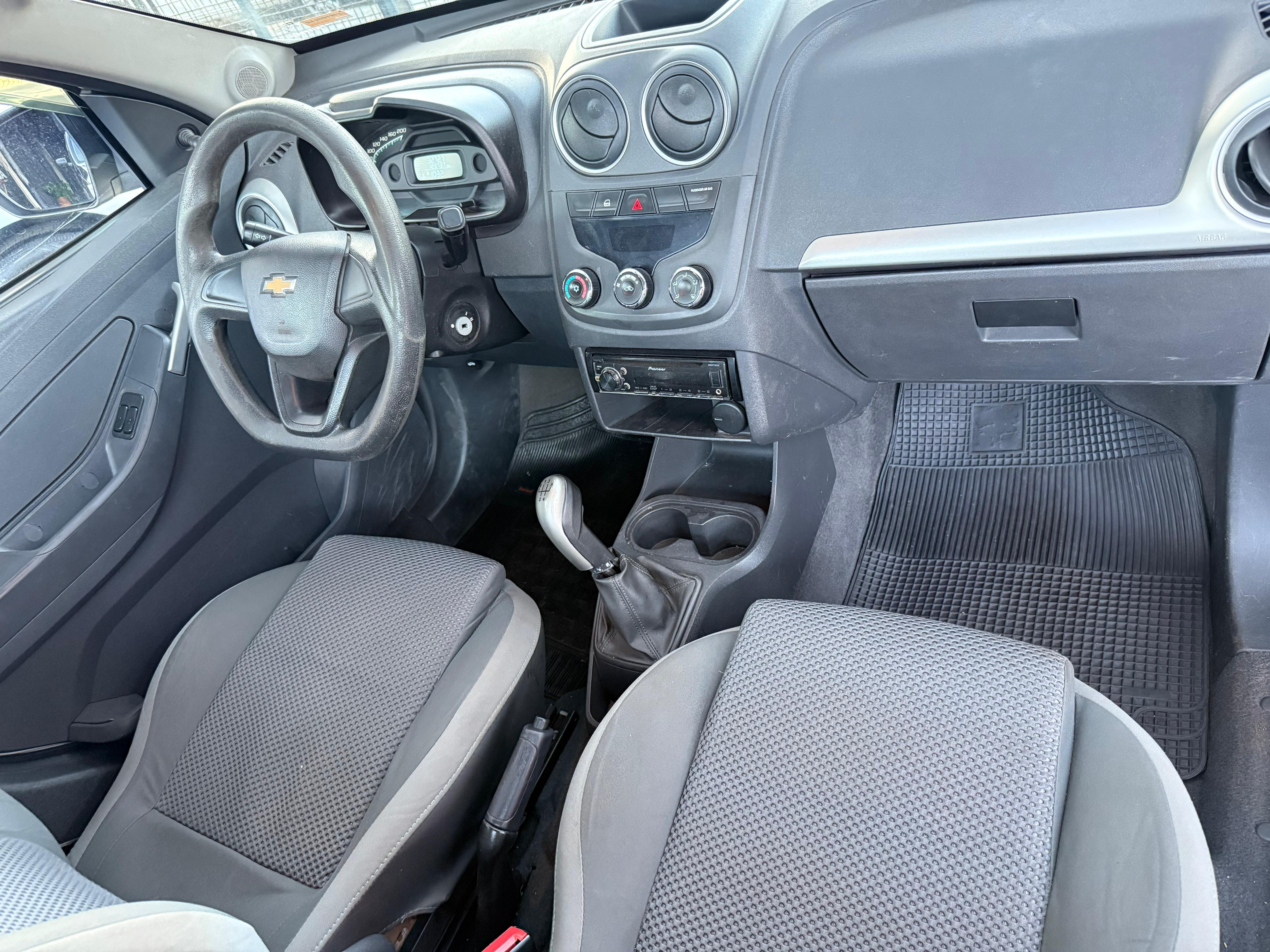 CHEVROLET Montana LS 1.4 2015 - miniatura 3