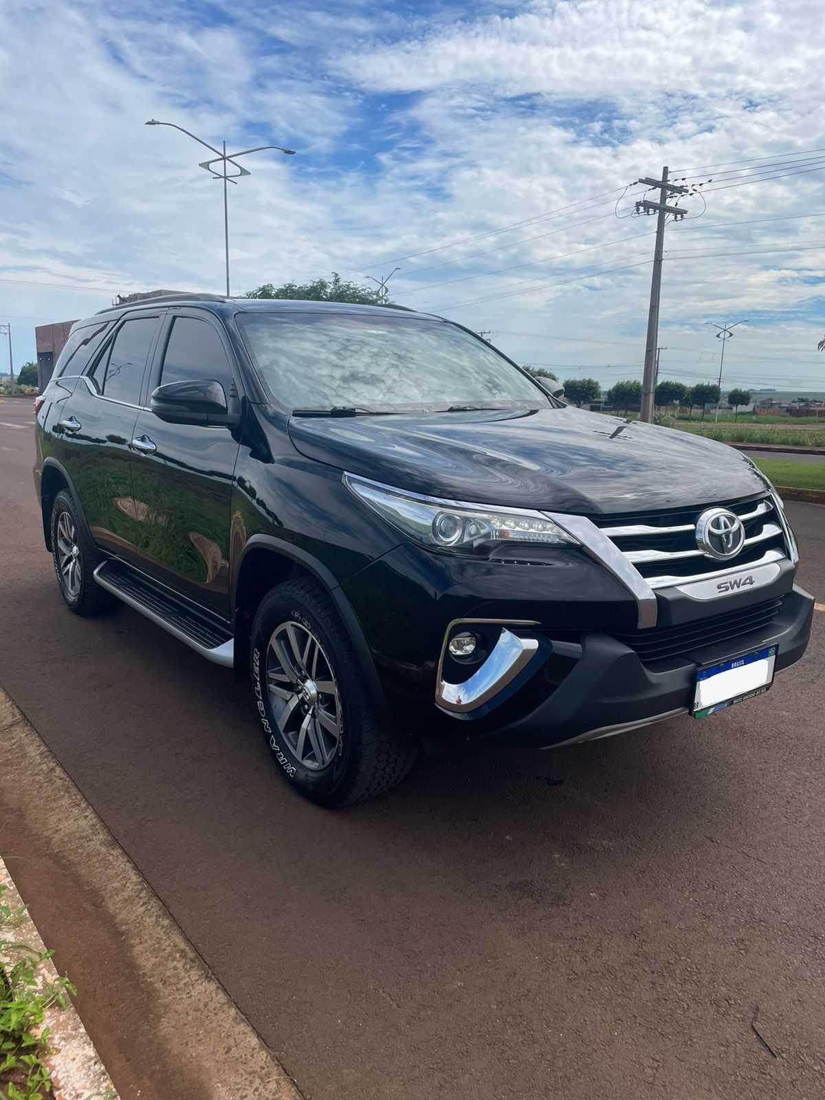 TOYOTA Hilux SW4 SRX D4-D 2.8TDi 16v 4x4 2019 - miniatura 4
