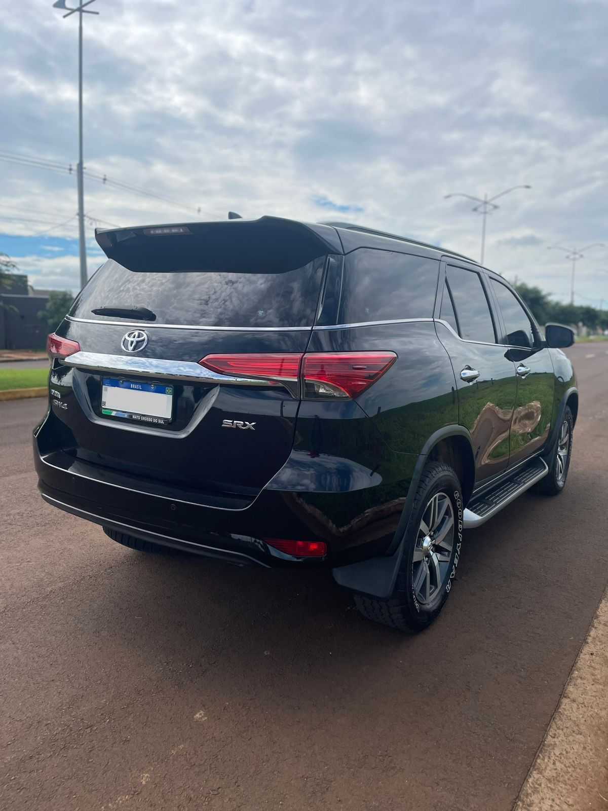 TOYOTA Hilux SW4 SRX D4-D 2.8TDi 16v 4x4 2019 - miniatura 10