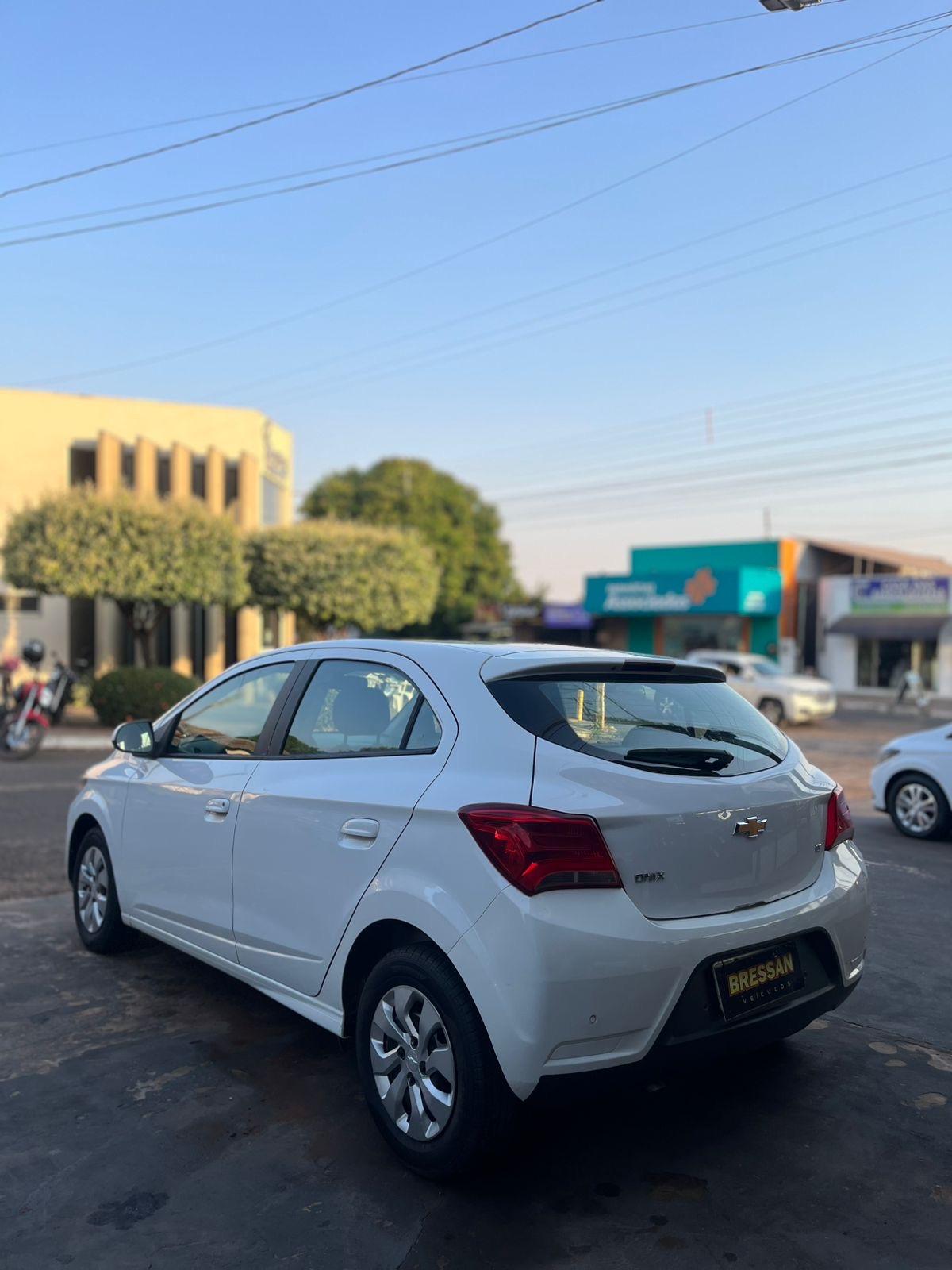 CHEVROLET Onix LT 1.0 2018 - miniatura 8