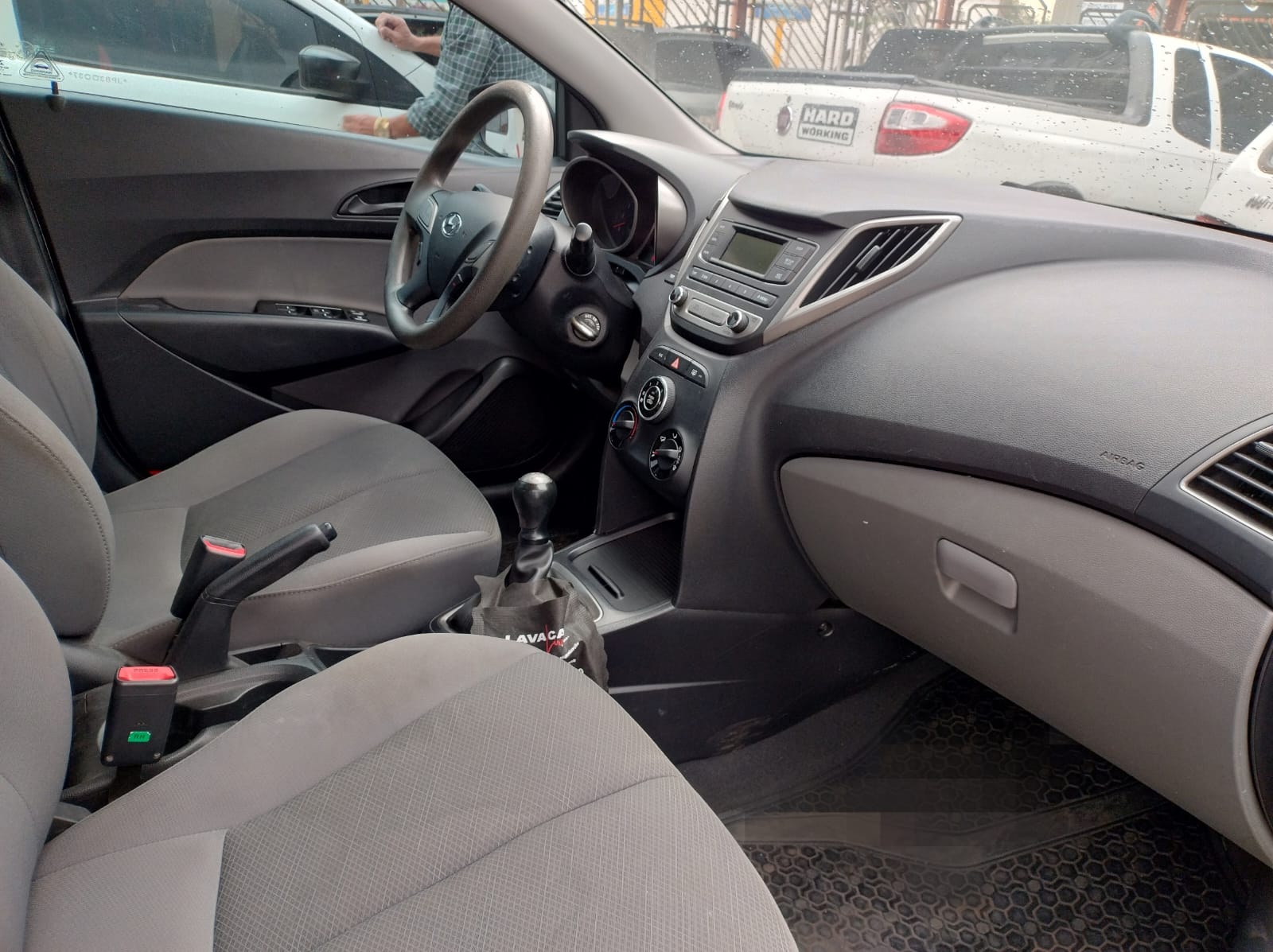 HYUNDAI HB20S Comfort Plus 1.0 12v 2018 - miniatura 5