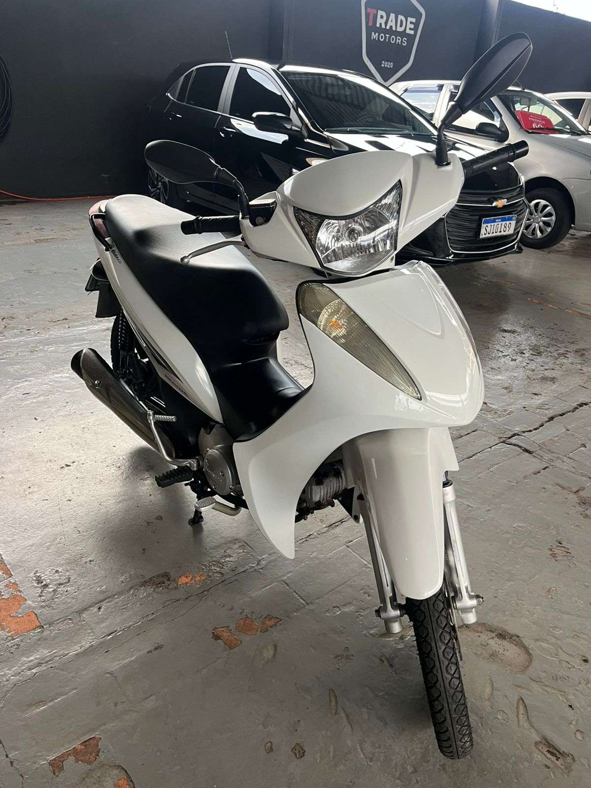 HONDA Biz 125i EX 2015 - miniatura 4