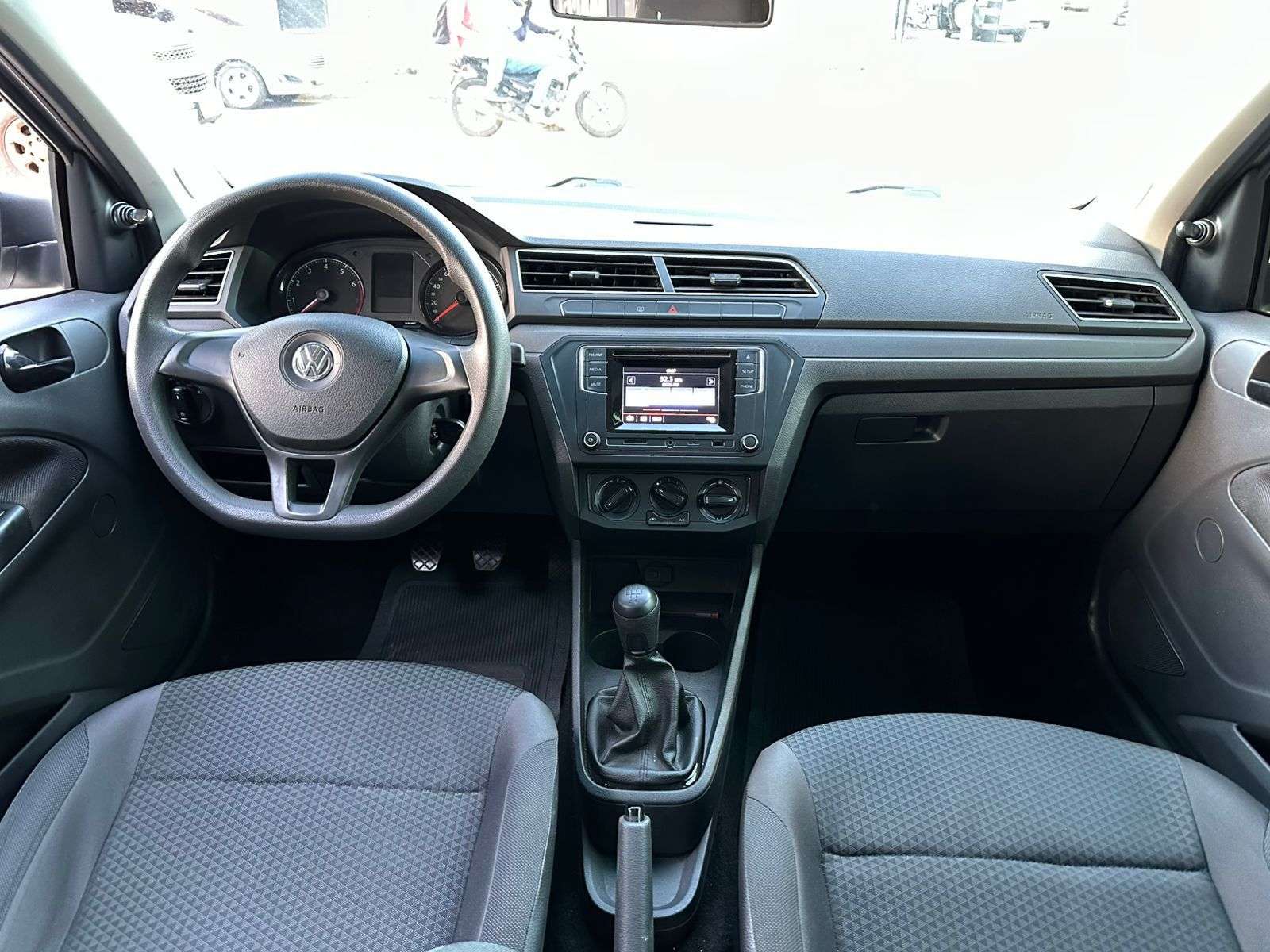 VOLKSWAGEN Gol 1.0 12v 4p. 2021