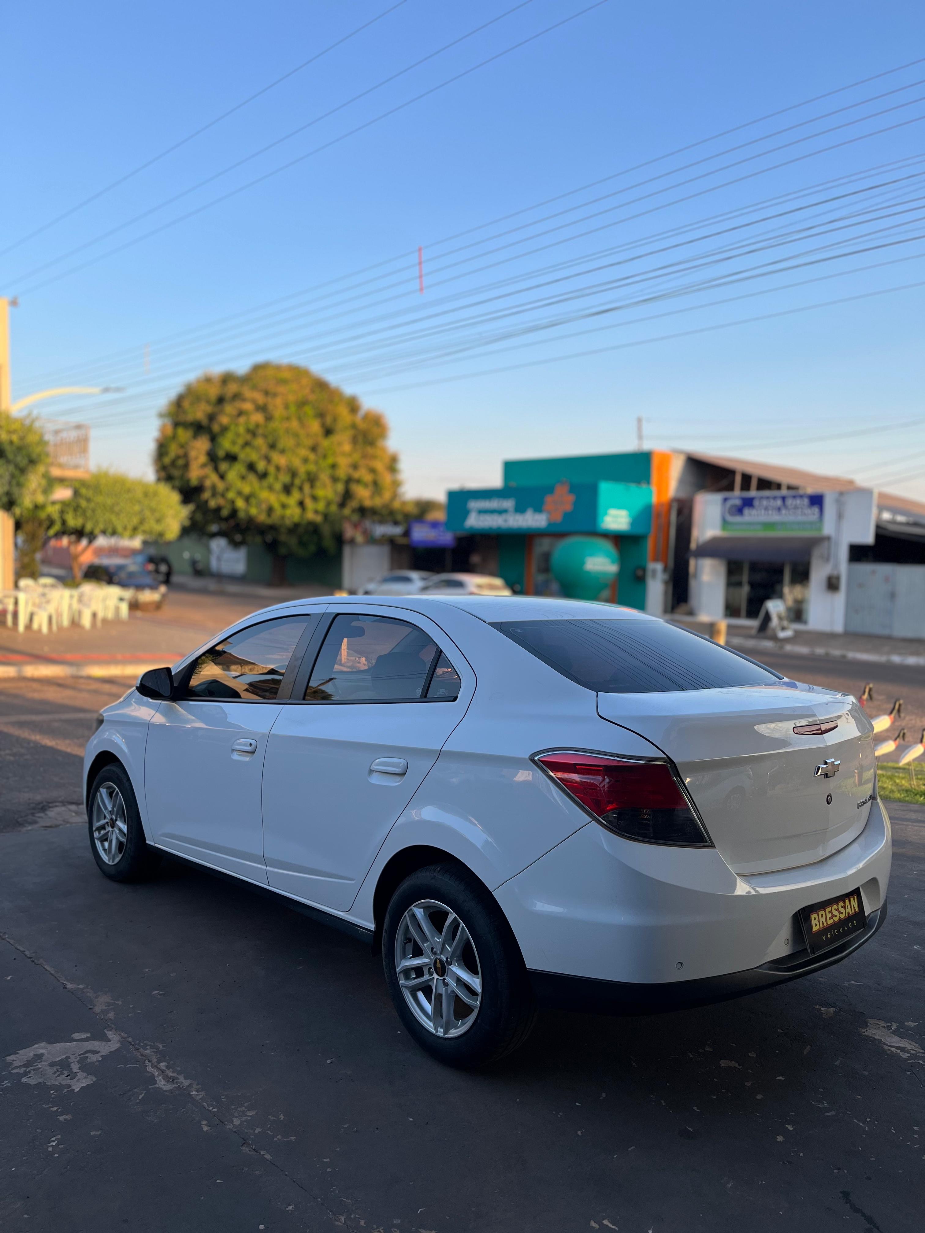 CHEVROLET Prisma LT 1.4 2015 - miniatura 4