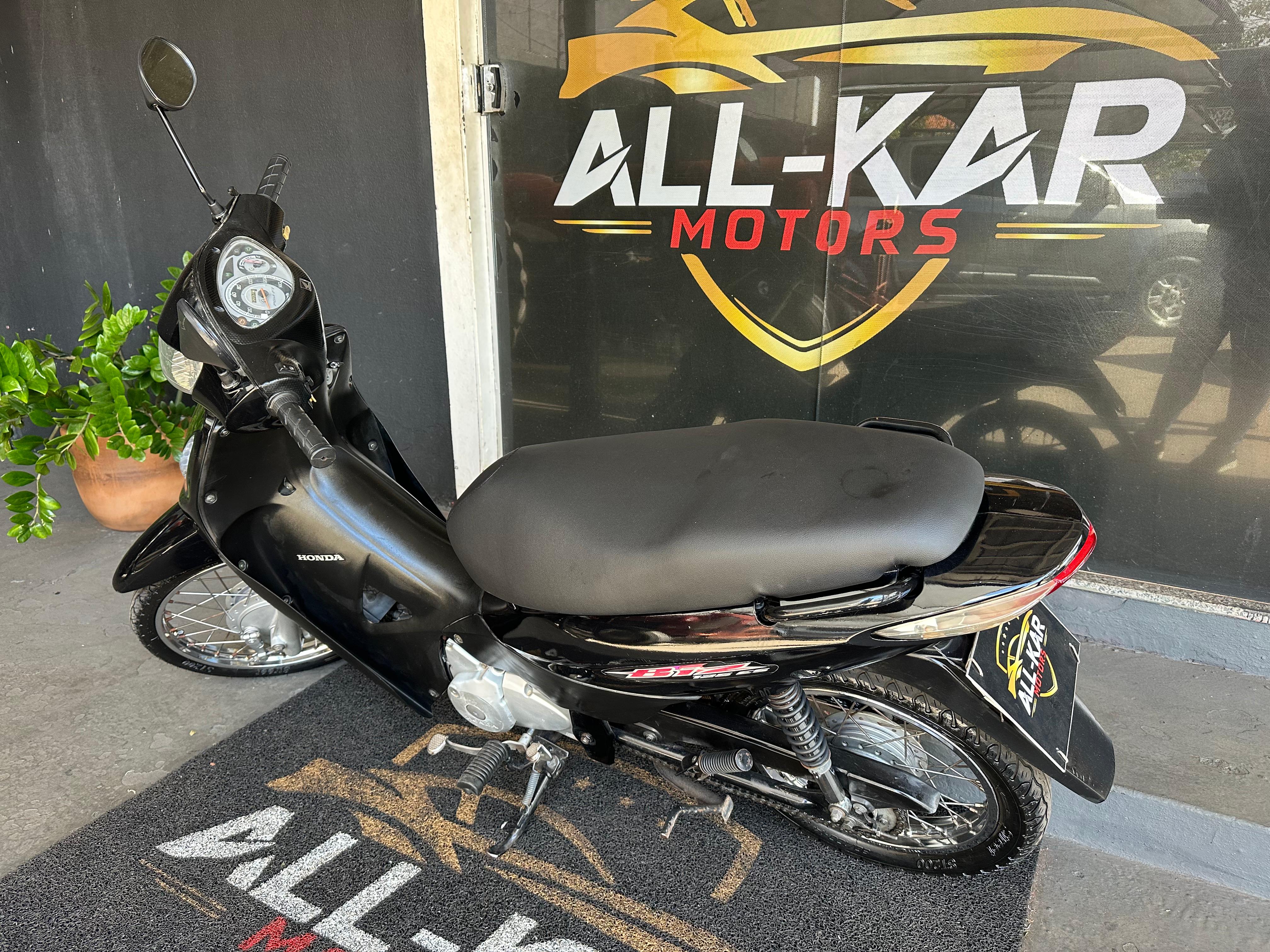HONDA Biz 125 ES 2010 - miniatura 2