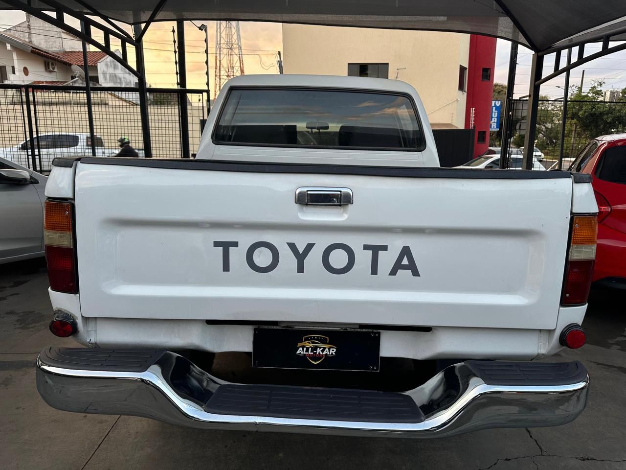 TOYOTA Hilux SR 3.0D 4X4 C.D. 2003 - miniatura 7