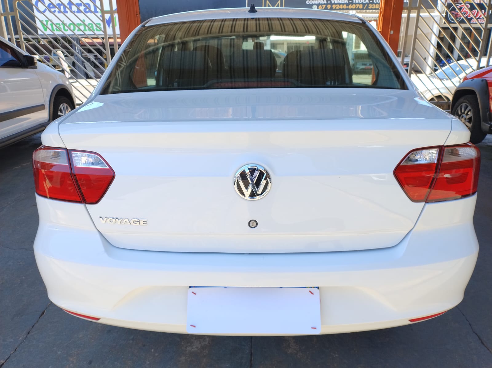 VOLKSWAGEN Voyage Trendline 1.0 2015 - miniatura 8