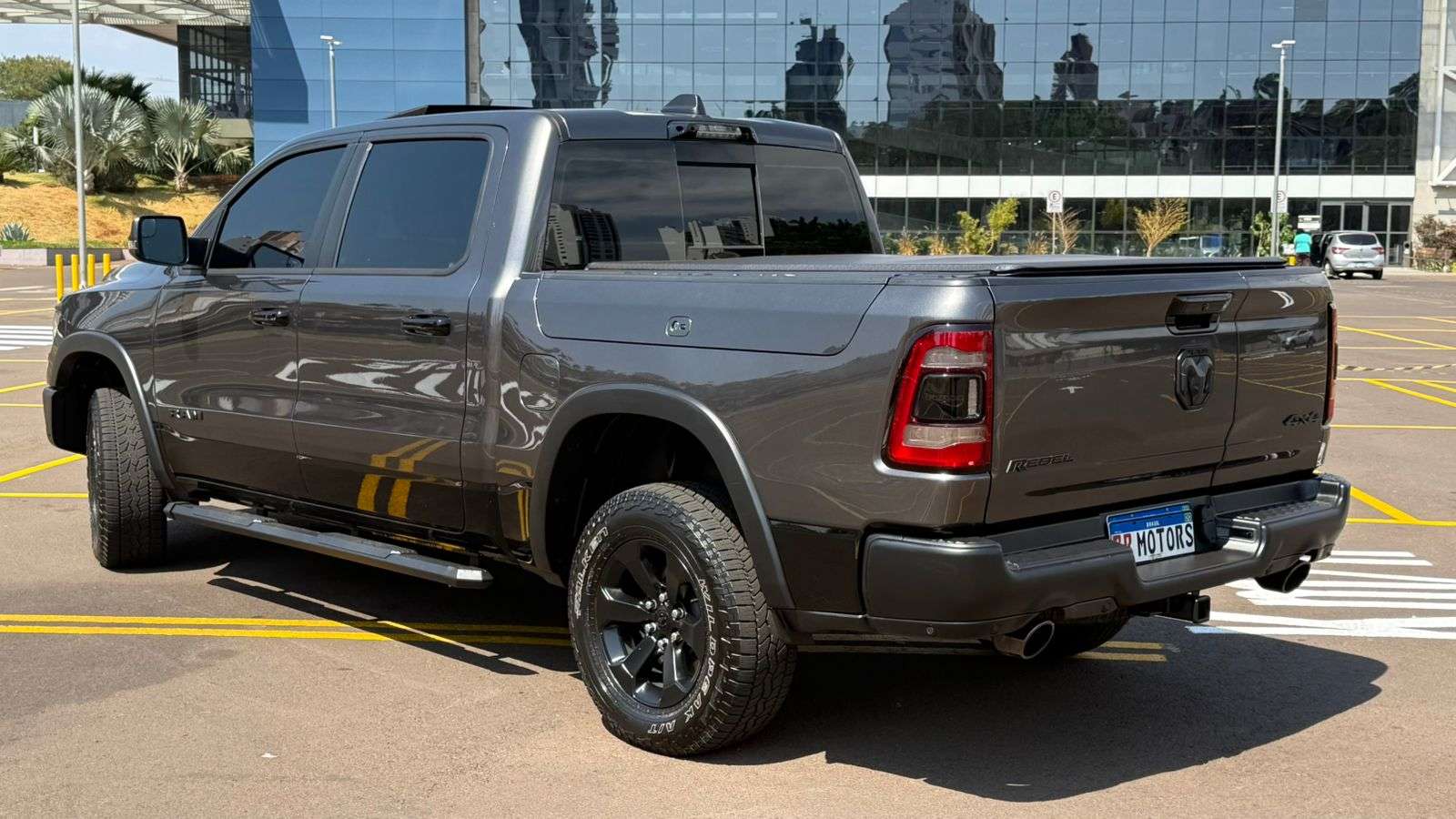 RAM 1500 Rebel 5.7 V8 4X4 C.D. 2024 - miniatura 8