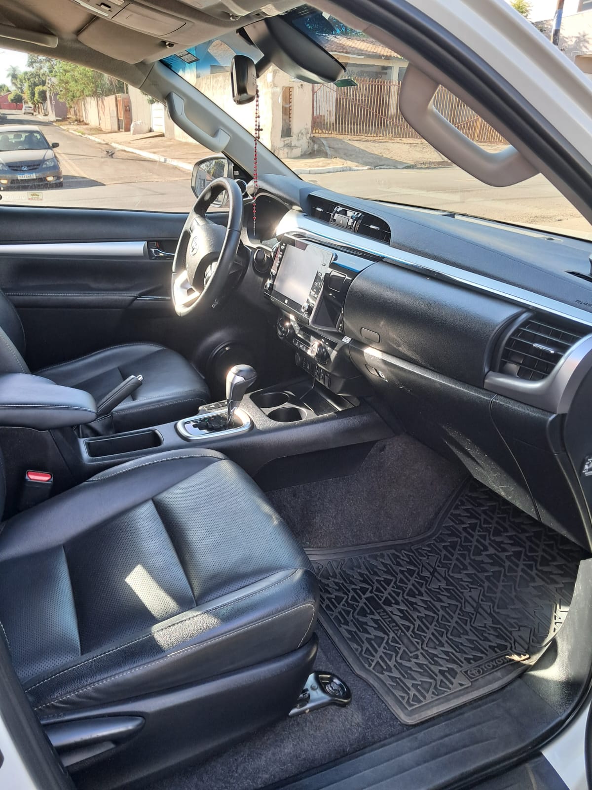 TOYOTA Hilux STD D4-D 2.8TDi 16v 4X4 C.D. 2021 - miniatura 2