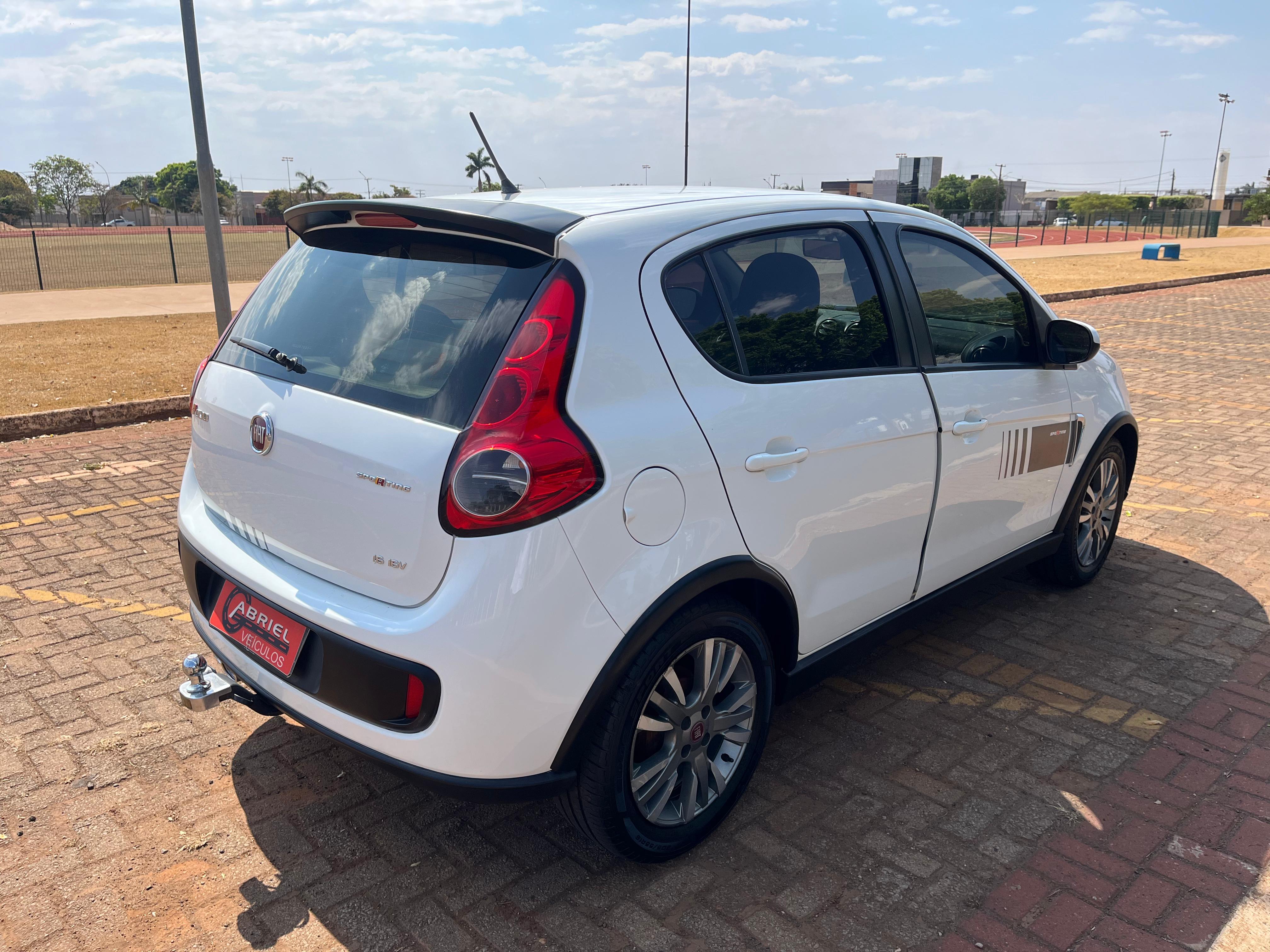 FIAT Palio Sporting 1.6 16v 4p. 2016 - view 2
