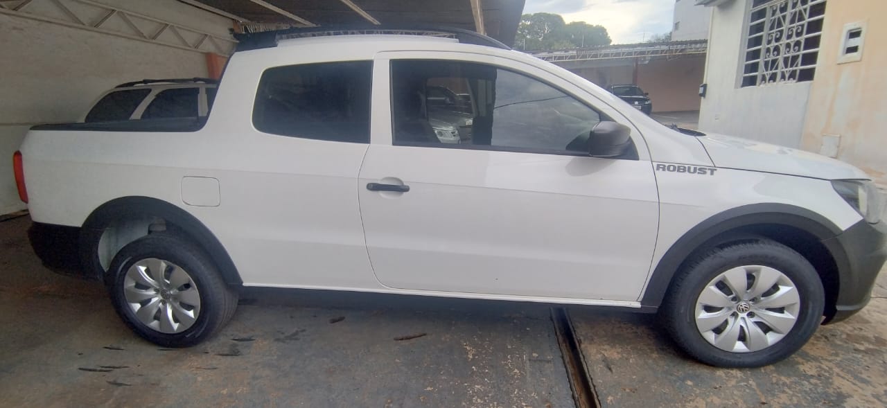 VOLKSWAGEN Saveiro Robust 1.6 C.D. 2018 - miniatura 4