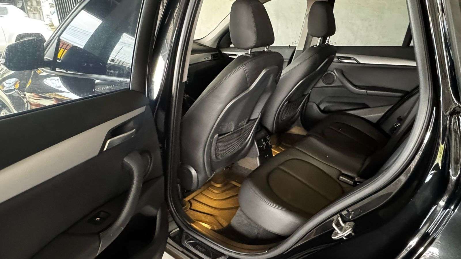 BMW X1 sDrive20i M Sport 2.0T 16v 2021 - view 4