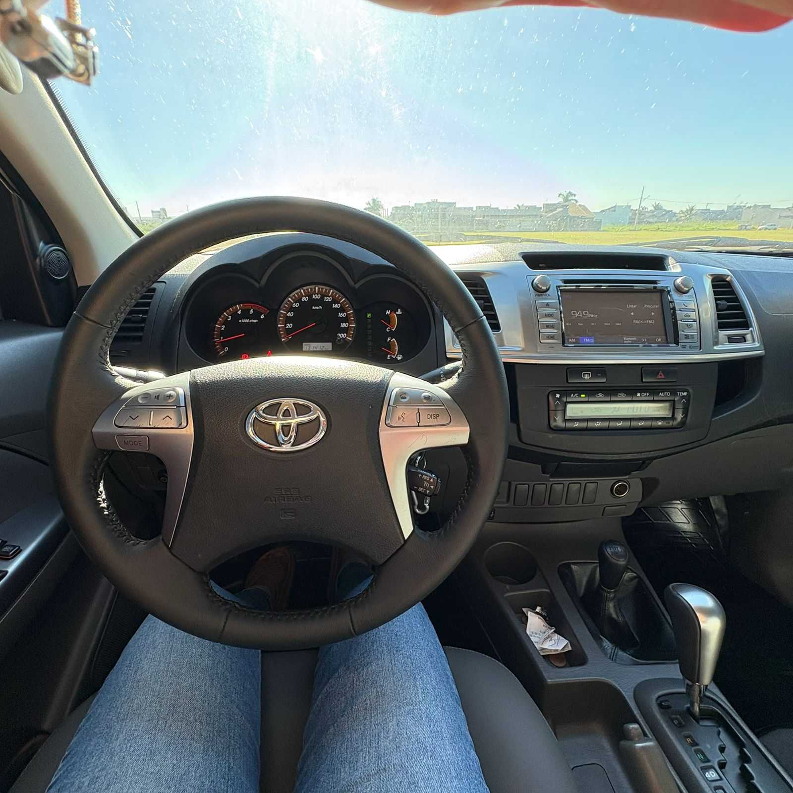 TOYOTA Hilux D4-D 3.0TDi 16v 4X4 C.S. 2014 - miniatura 5