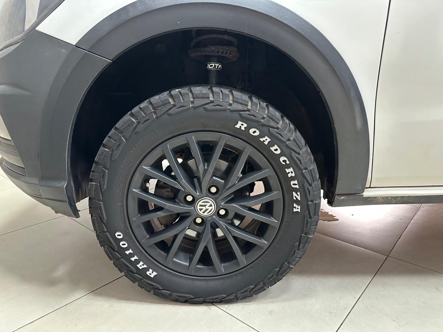 VOLKSWAGEN Saveiro Robust 1.6 16v C.S. 2017 - miniatura 2